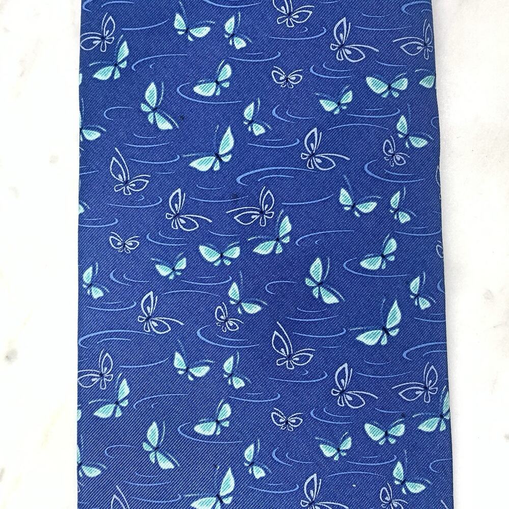 SALVADORE FERRAGAMO Tie 100% Silk 58” x 3-5/8” Blue Butterflies on Blue EUC - Picture 3 of 5